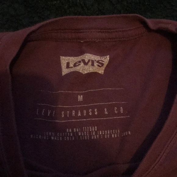 Levi’s tee shirt - Picture 2 of 5